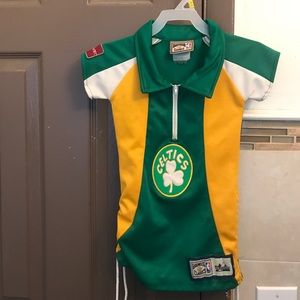 COPY - BOSTON CELTICS FANS! Custom made for a tod…